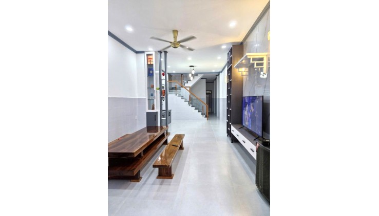 Đẹp Lung Linh Hẻm Xe Hơi 100m2_4.1x25m 3 PN Gần ĐH Ngân Hàng Linh Trung Thủ Đức Chỉ 6.5 tỷ